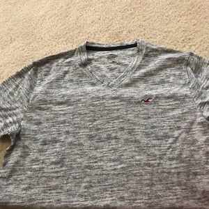 Hollister guys  small t-shirt v neck